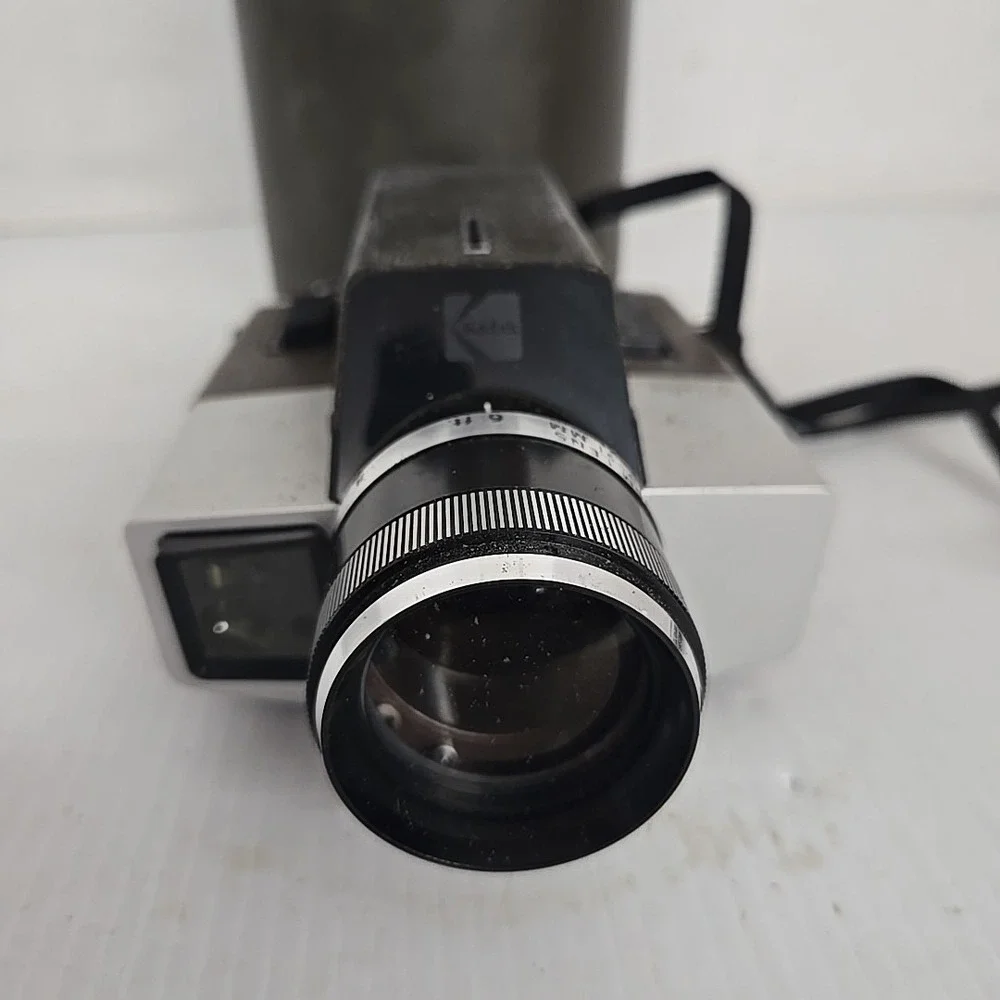 Vintage Kodak XL55 Super8 Handheld Movie Camera Nostalgia‎ Untested (Read)